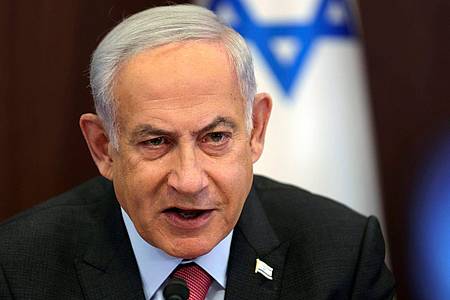Benjamin Netanjahu geht von einem längeren Krieg aus.