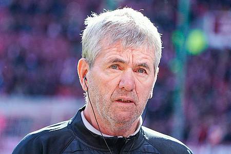 Kaiserslauterns Trainer Friedhelm Funkel verlor sein Heimdebüt.