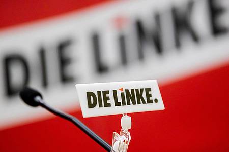 Die Linksfraktion im Bundestag will ihre Auflösung beschließen und ein Datum dafür festlegen.