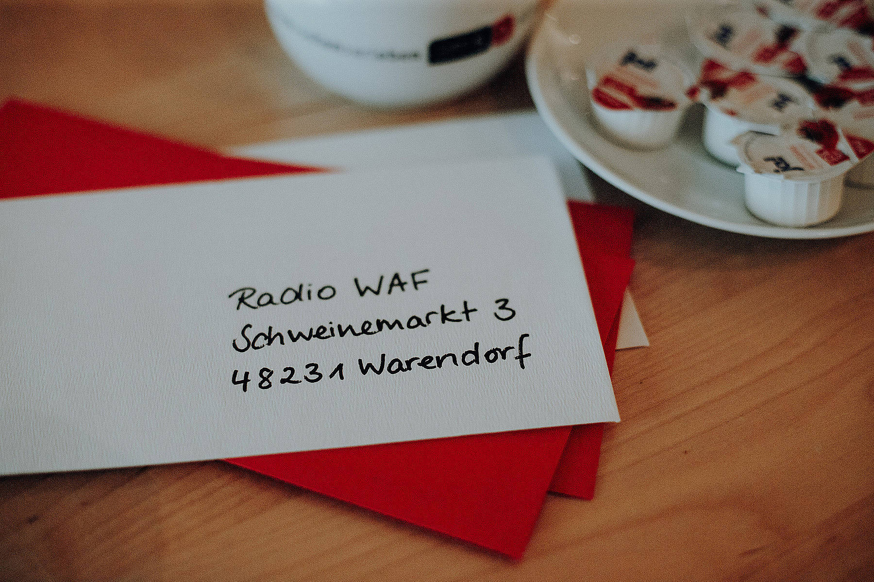 Kontakt zu Radio WAF